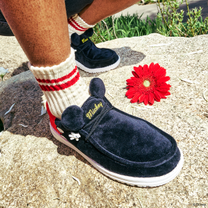 disney mickey mouse wally mickey black/red