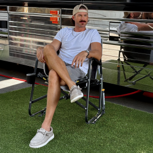 wally stretch sox navy