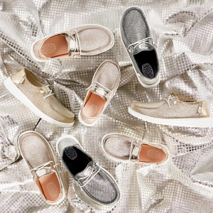 wendy metallic sparkle gold